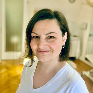 Kapuvári Barbara